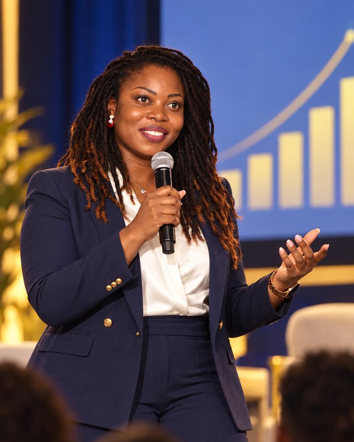 Isabelle Hébié en conférence